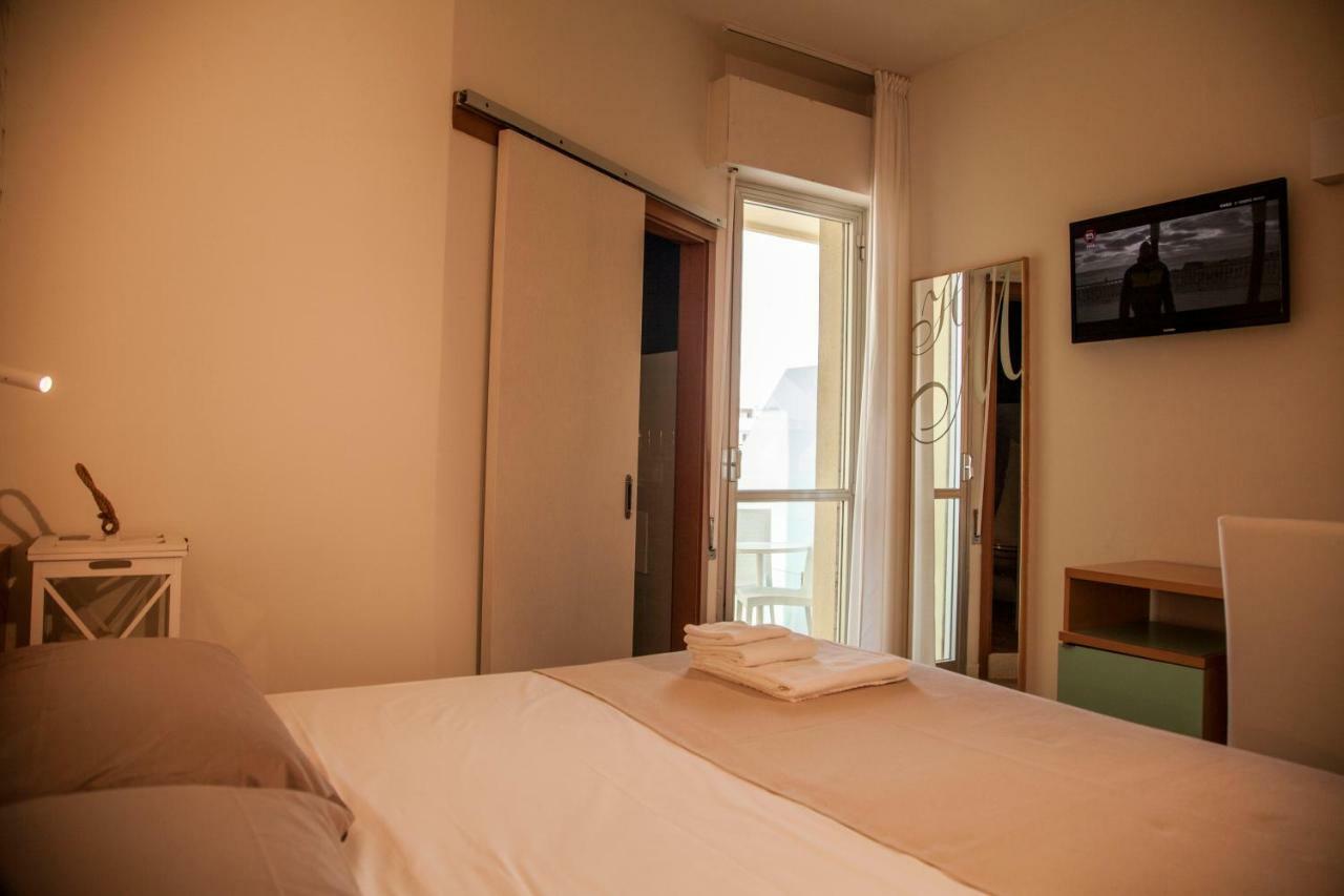 Hotel Montecarlo - Vista Mare Con Area Fitness Riccione