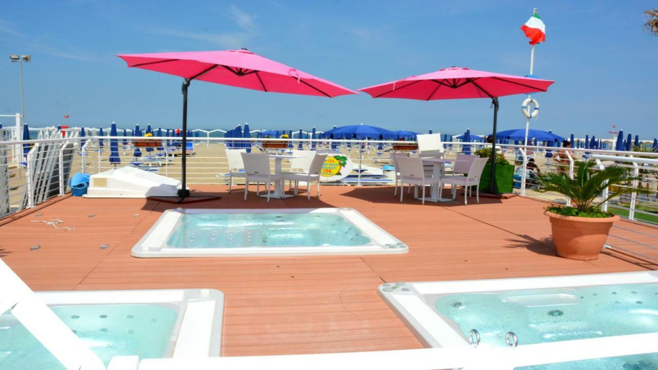 Marzia Con Piscina Hotel