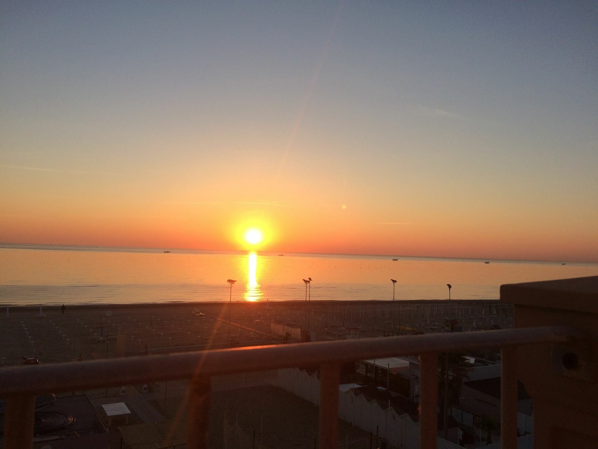 Liberty - Parking & Included 3* Riccione