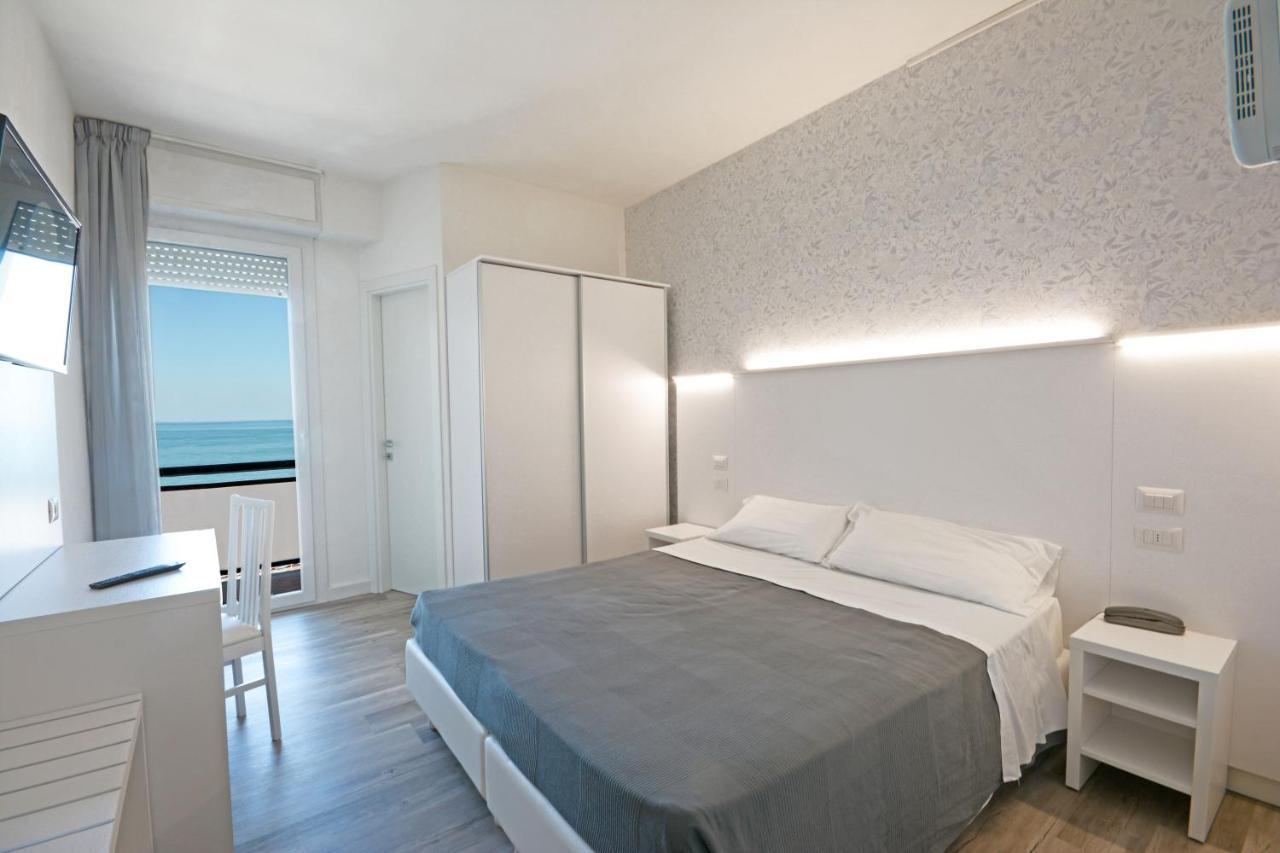 Kent 3* Riccione
