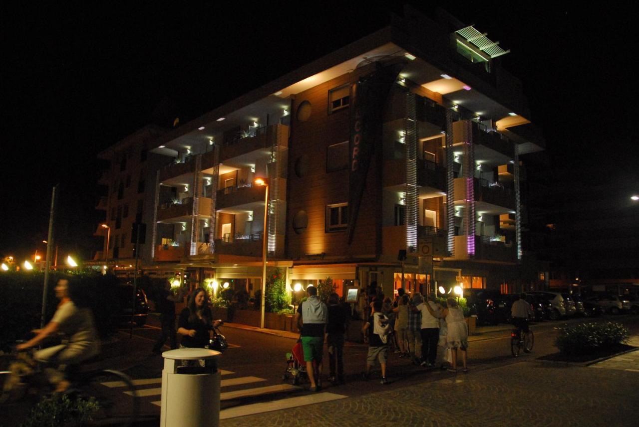 Hotel Record 3*