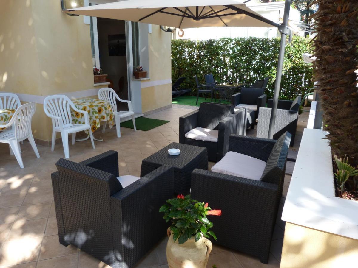 Monti Hotel *