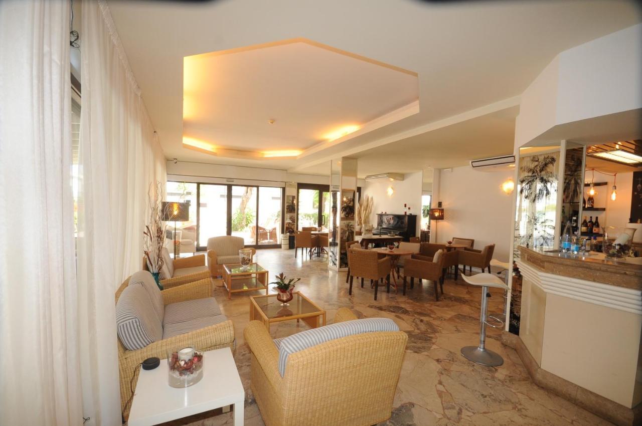 Avana Fronte Mare 3*