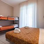 Hotel Consul