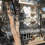 Residence Das Nest - Appartamenti A Pochi Passi Dal Mare