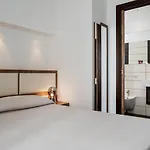 Dan Hotel