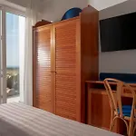 Hotel Ascot