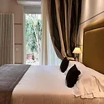 Residence Lungomare - Charming Apartments