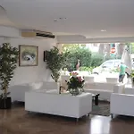 Hotel Carlton