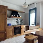 Grazioso Apt Riccione 2 Min Dal Mare & Parcheggio - Il Lupo Affitta