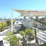 Hotel Pacific