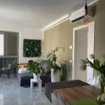 Ceccarini Apartment