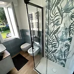 Appartamento Con Giardino Indipendente 250 Mt Dal Mare