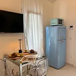 Las Palmitas, Casettina Indipendente Con Giardino