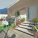 Beeliving Room&Breakfast (Adults Only)