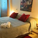 Ludo Holiday House