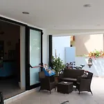 Hotel Junior