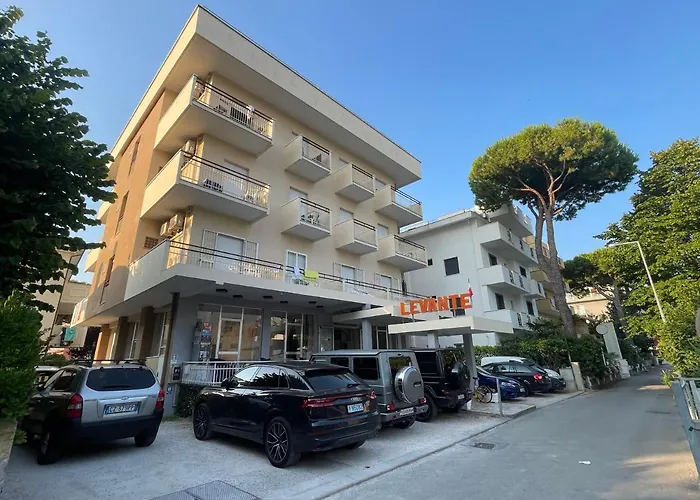 Hotel Levante Riccione a pochi passi dal mare