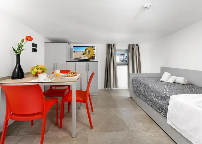 Mini Suite