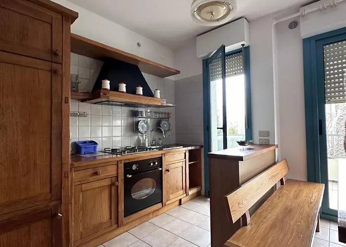 Grazioso Apt Riccione 2 Min Dal Mare & Parcheggio - Il Lupo Affitta