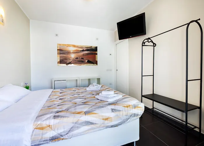 Penthouse18 Riccione - Jacuzzi On Master Bedroom