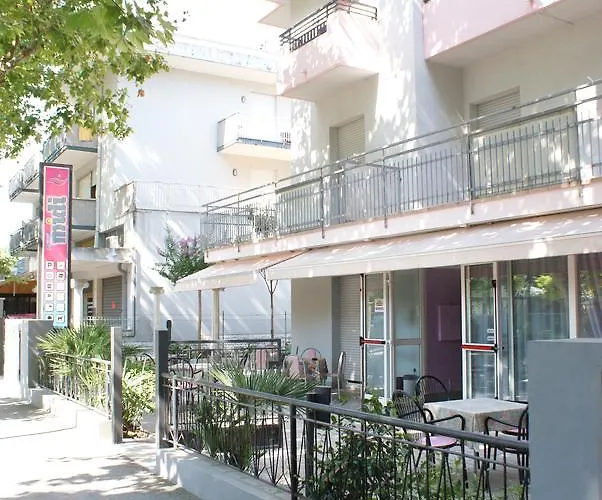 Hotel Midi