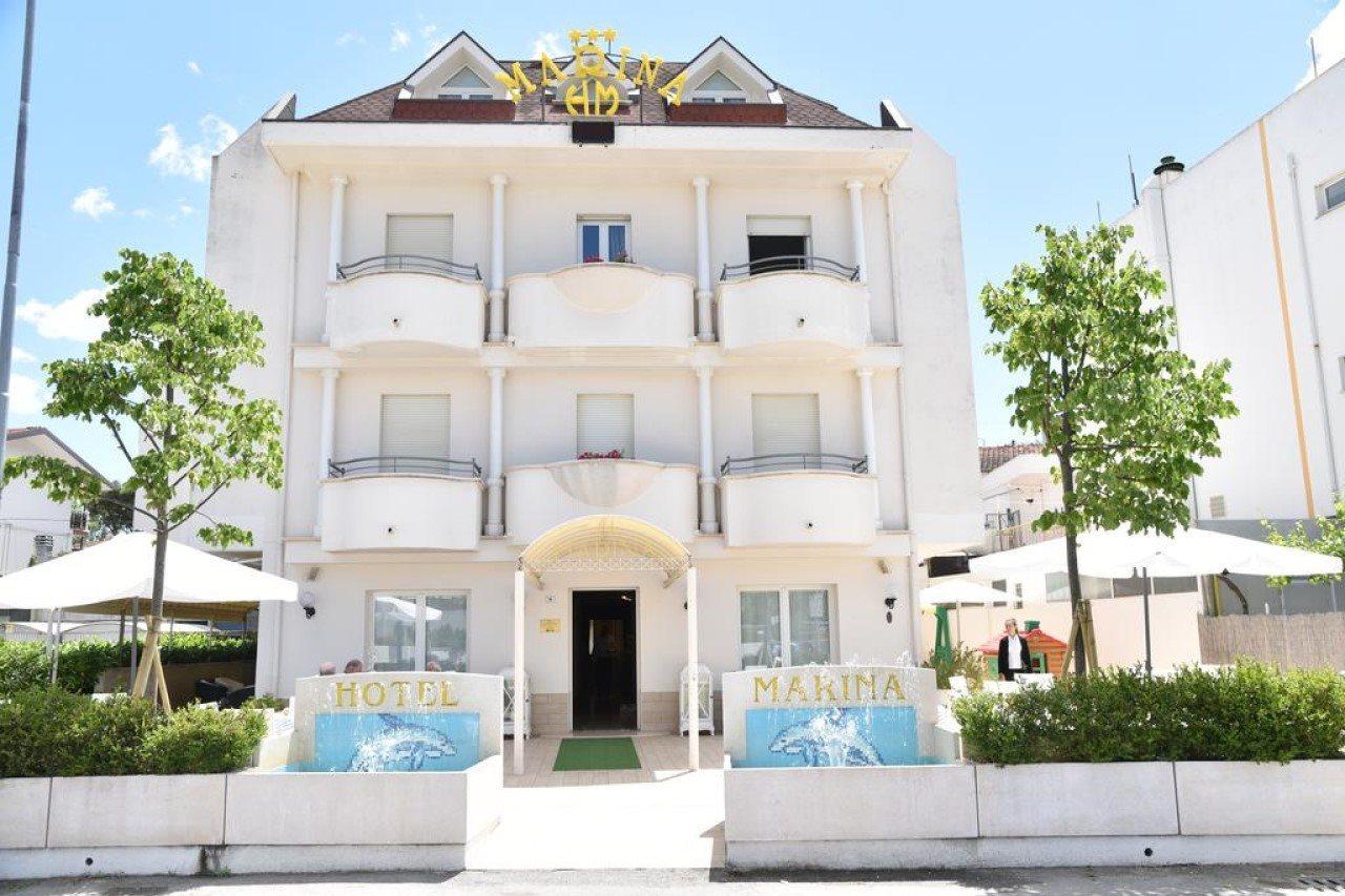 Marina Hotel