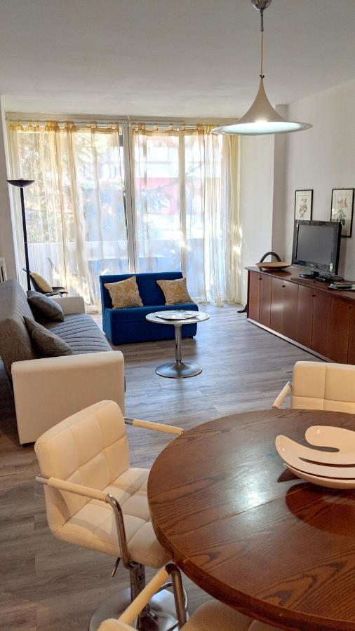 Viale Alfredo Panzini Appartamento
