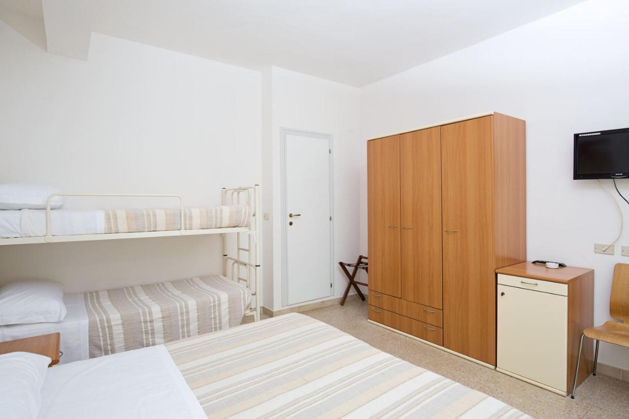 Helios 2* Riccione