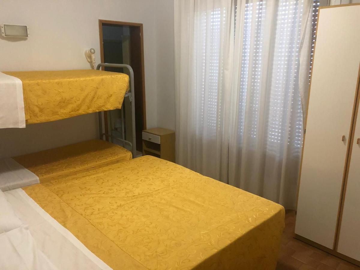 Golda Hotel