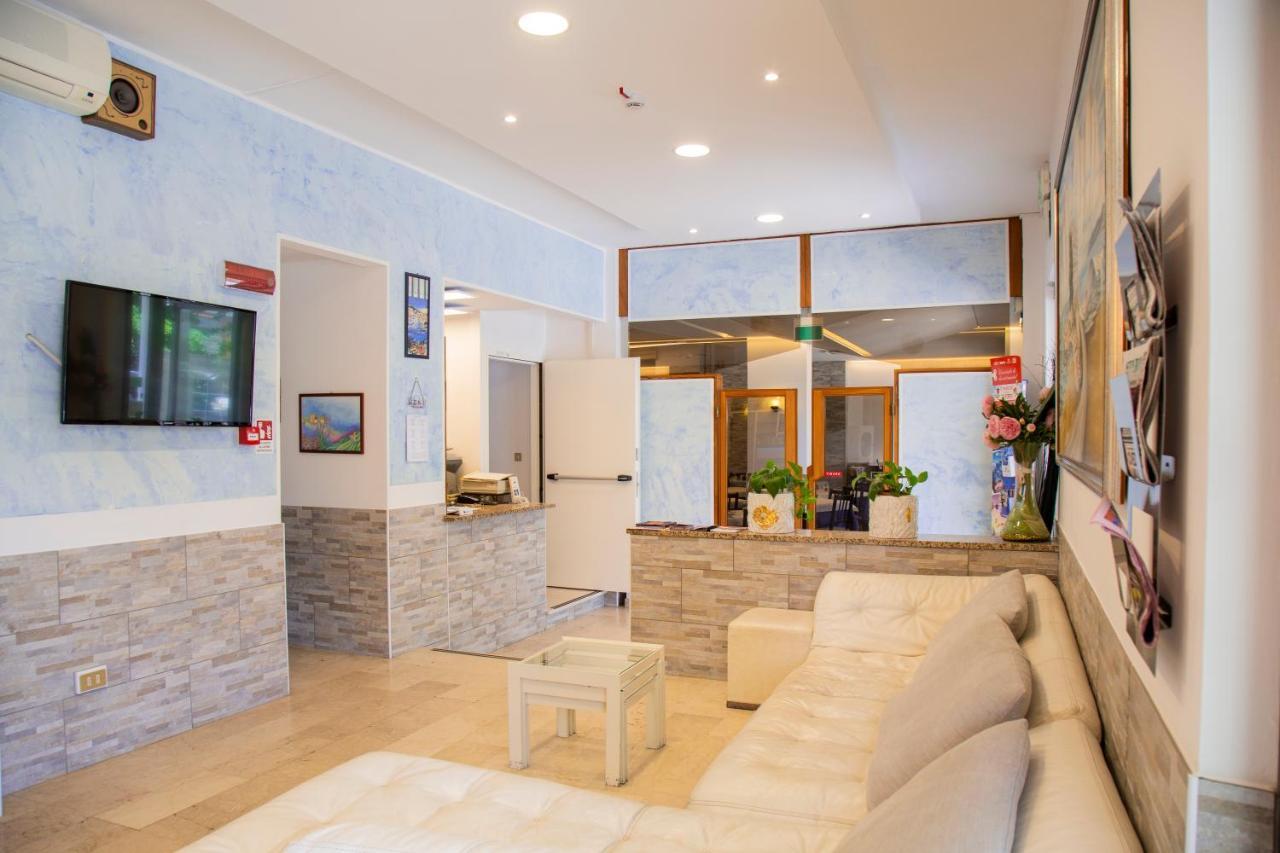 Maris Stella Hotel 2*