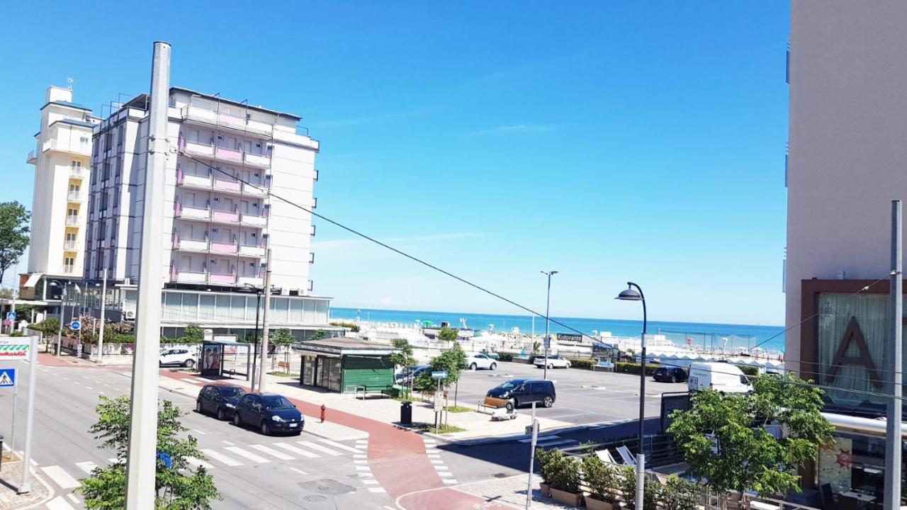 Casa Rava Beach Vista Mare Appartamento Riccione
