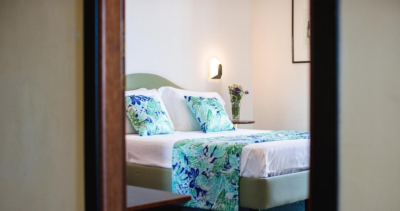 Stella Hotel 3*