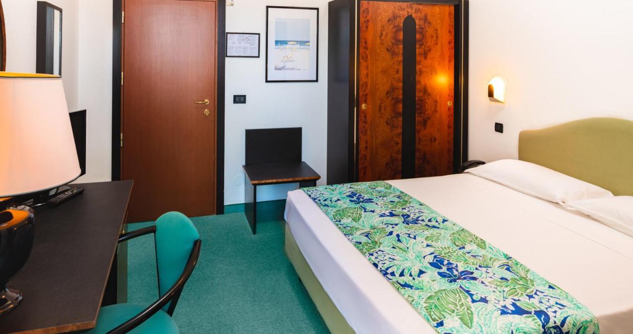 Stella Hotel 3*