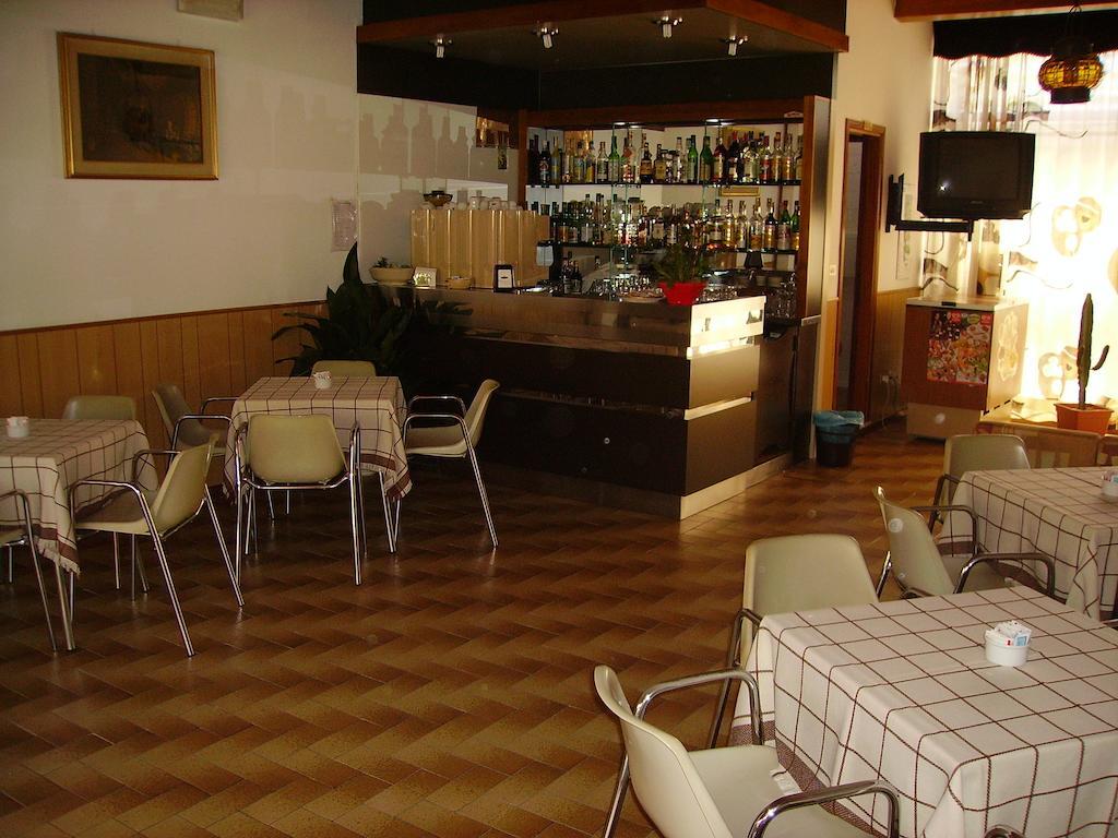 Hotel Tua *