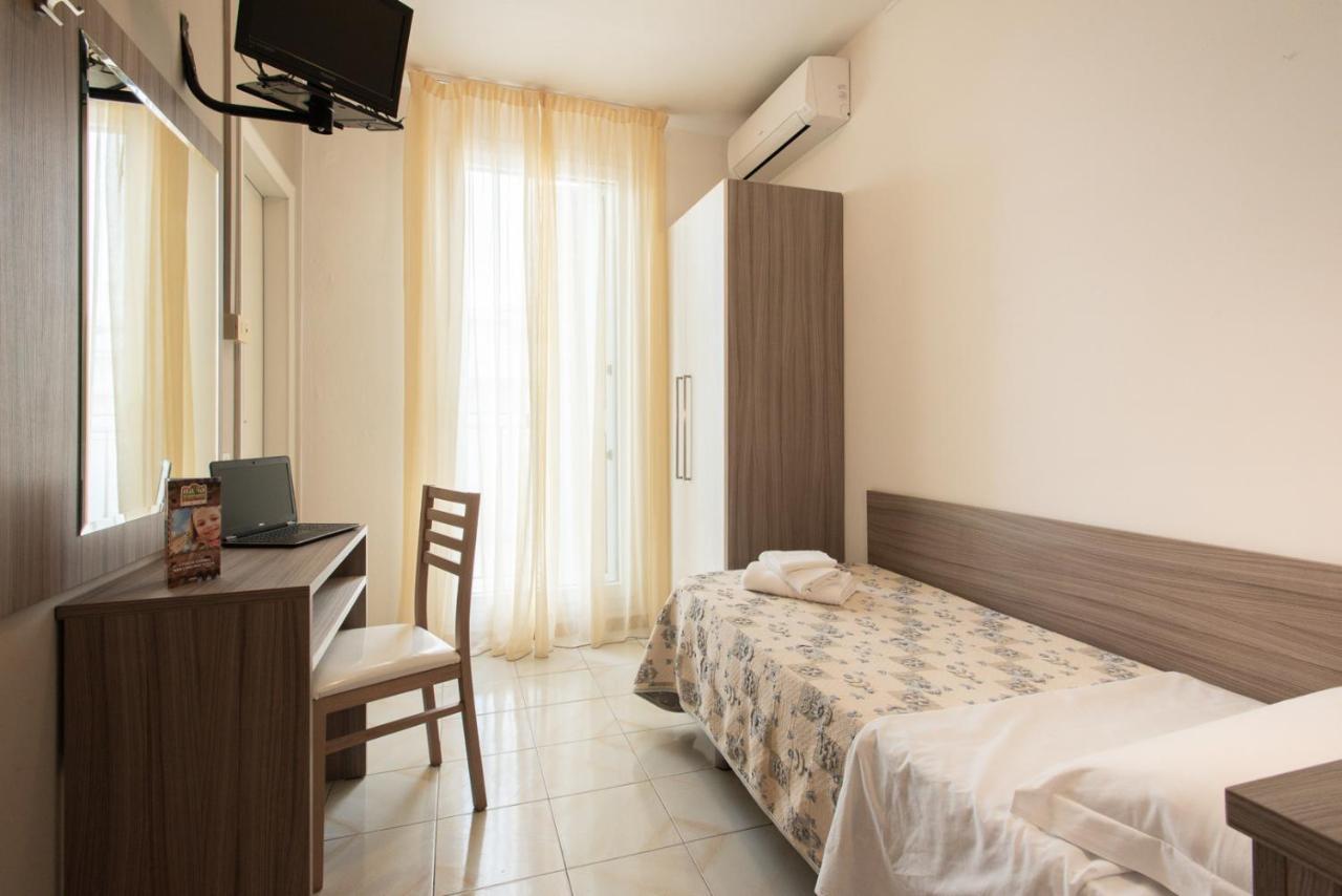 Hotel La Plata - Con Piscina Riccione