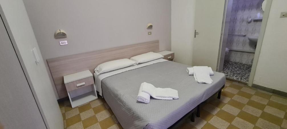 Hotel Astoria *