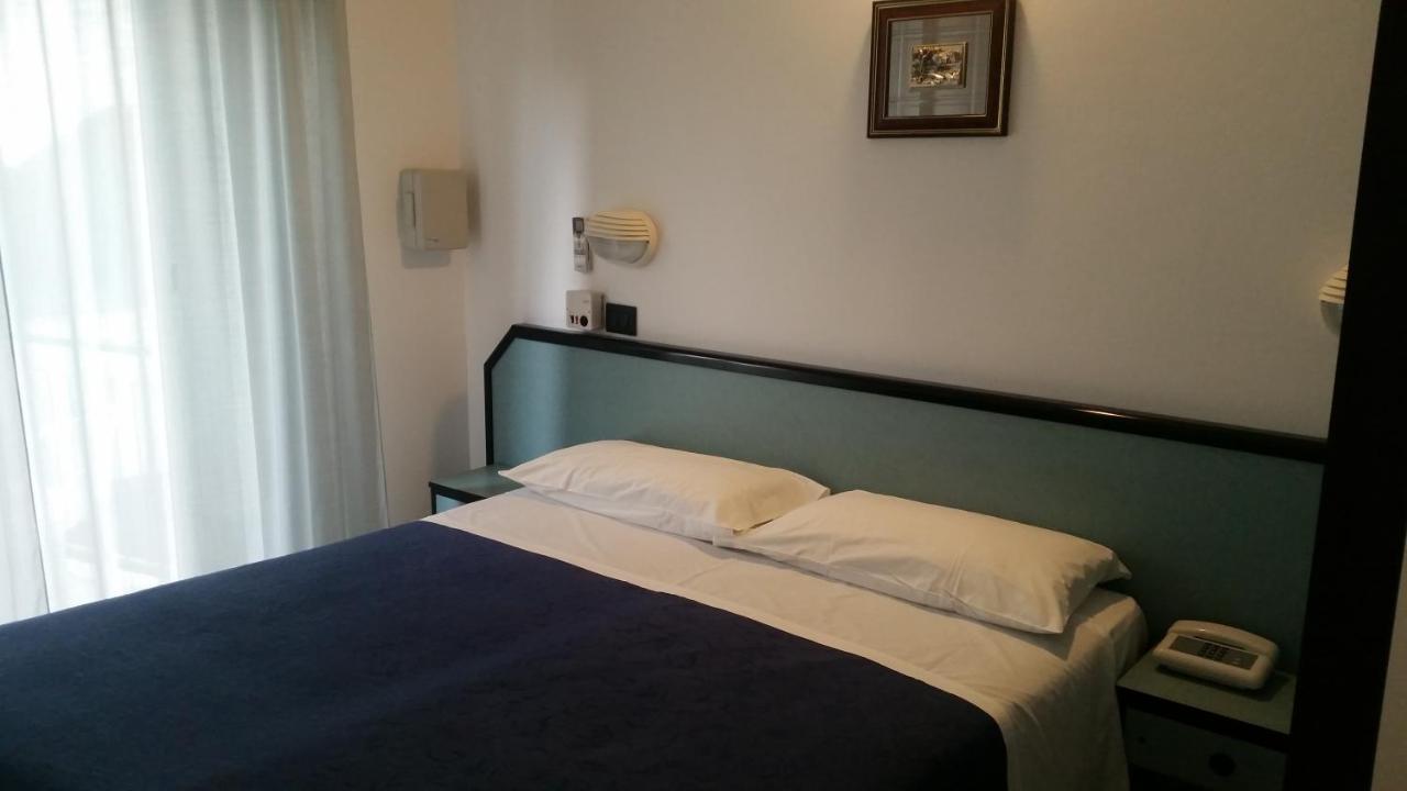 Caravelle Hotel 2*