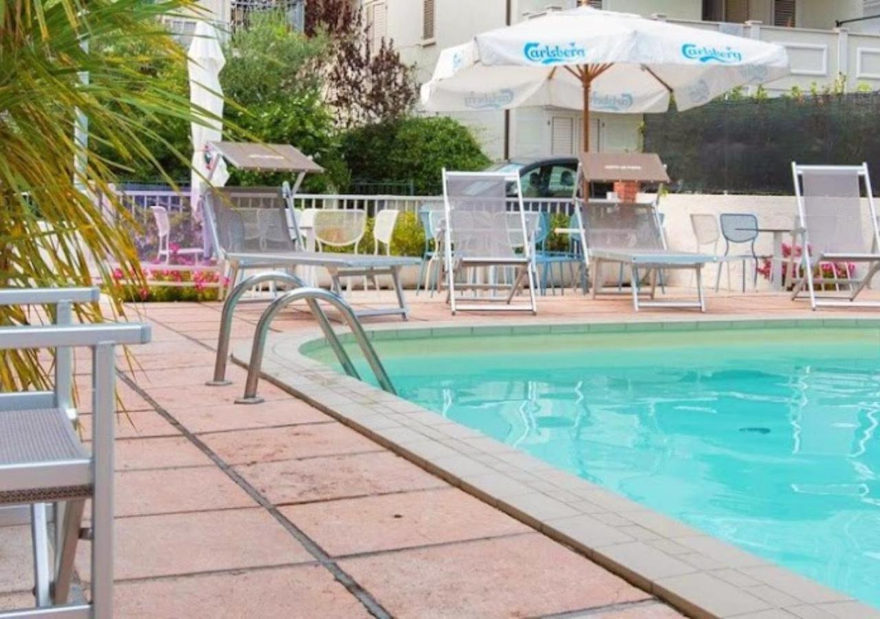 La Plata - Con Piscina Hotel