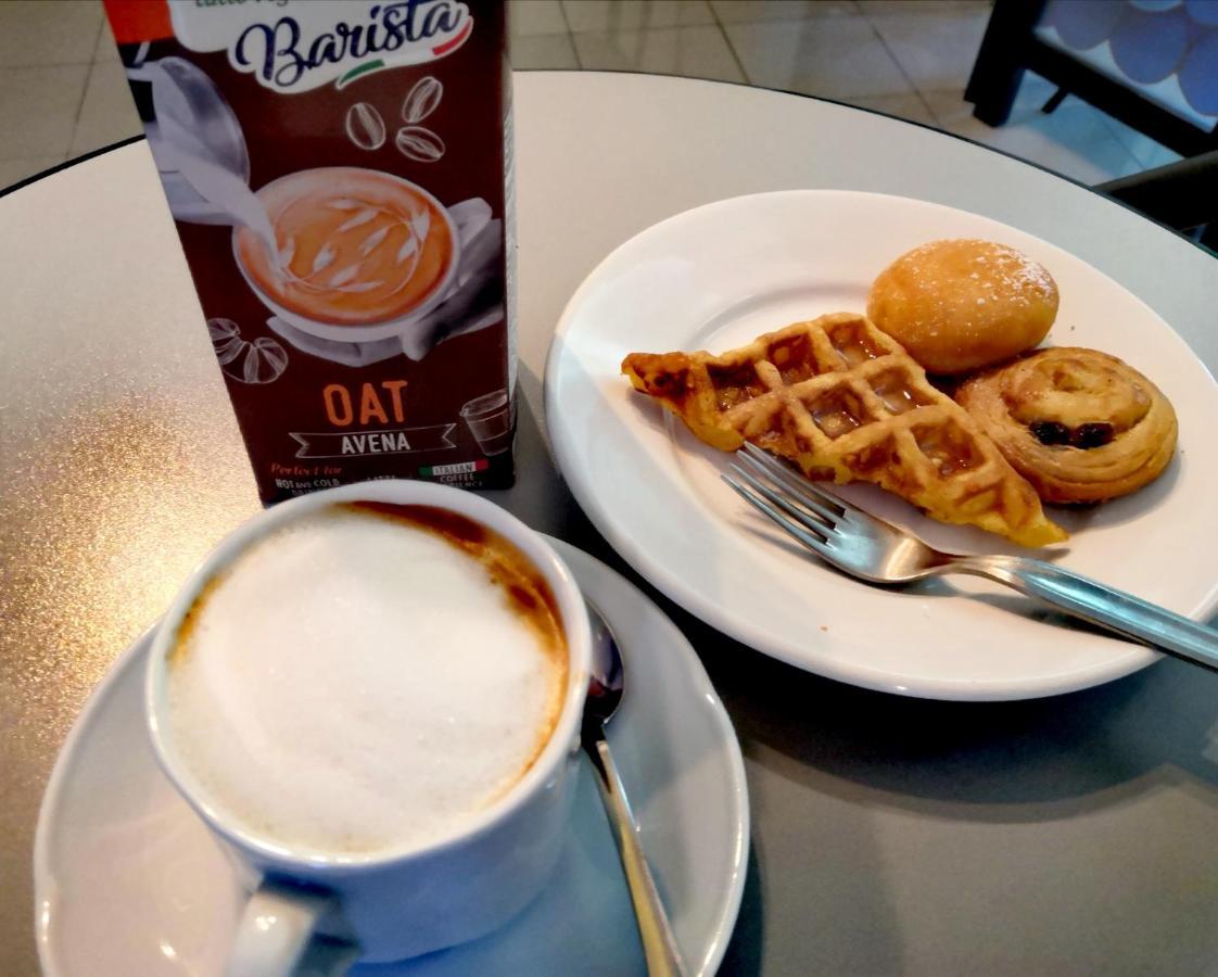 Iride Suite, Breakfast&brunch - Ideale Per Famiglie E Coppie 2*