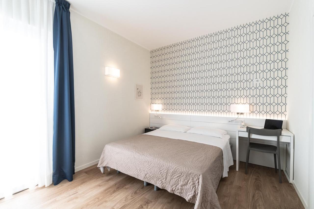 Kiss Hotel Riccione