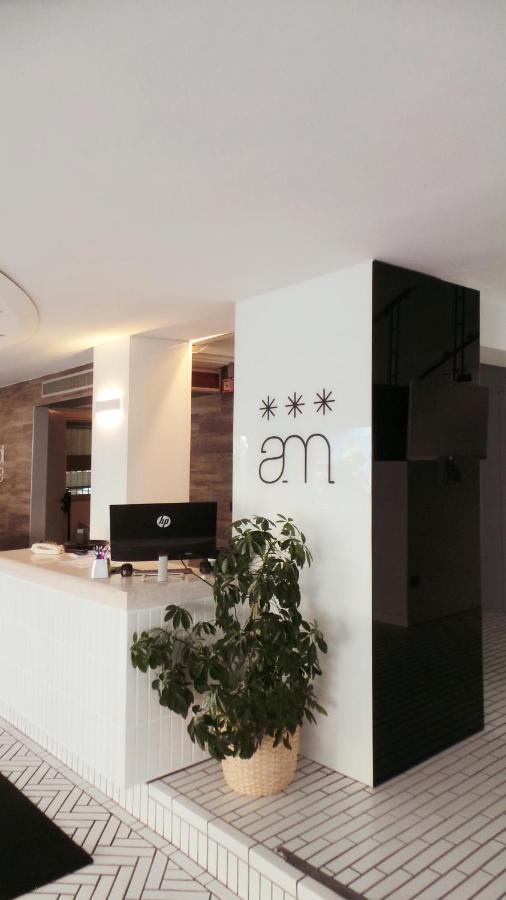 Hotel Aria Di Mare - Bed&brunch In Centro A Riccione