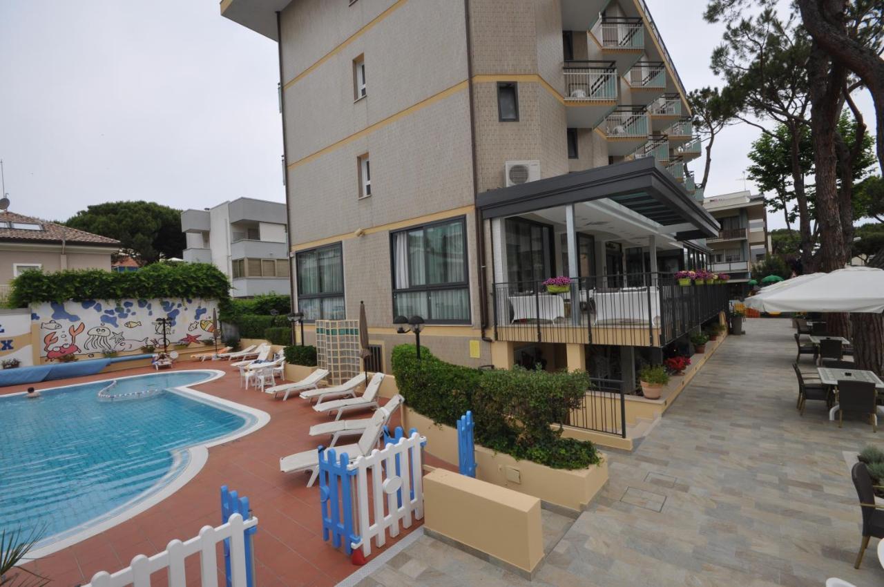 Hotel Relax
