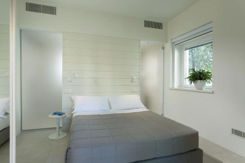 Aparthotel White