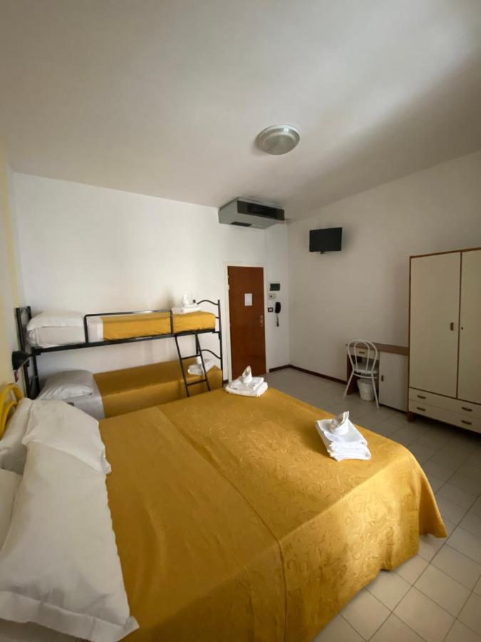 Hotel Dipendenza Vegas