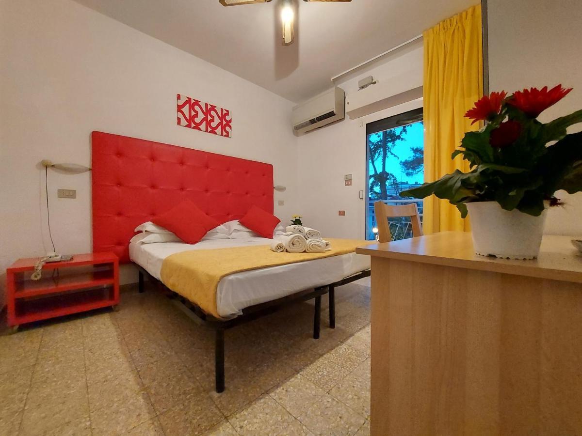 Hotel Senza Pensieri Riccione