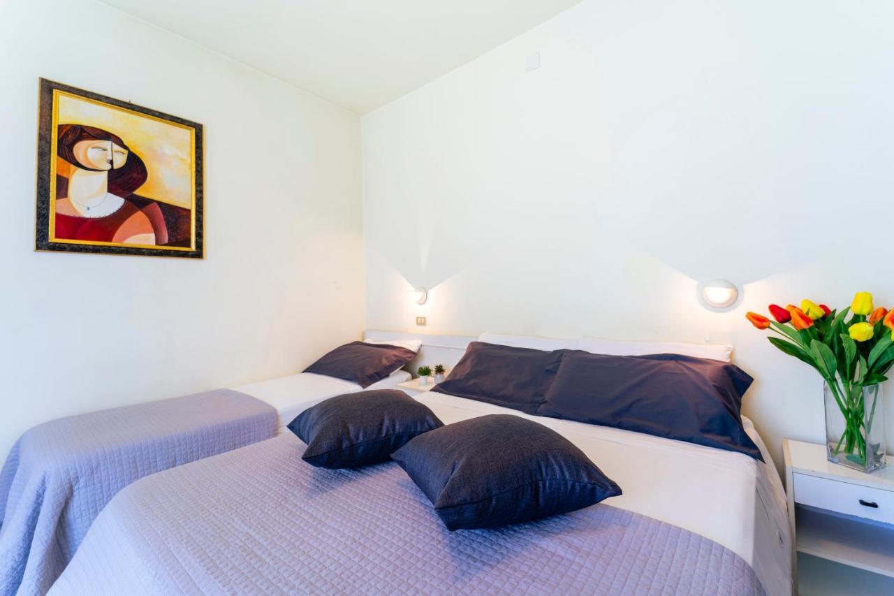 Astra Hotel