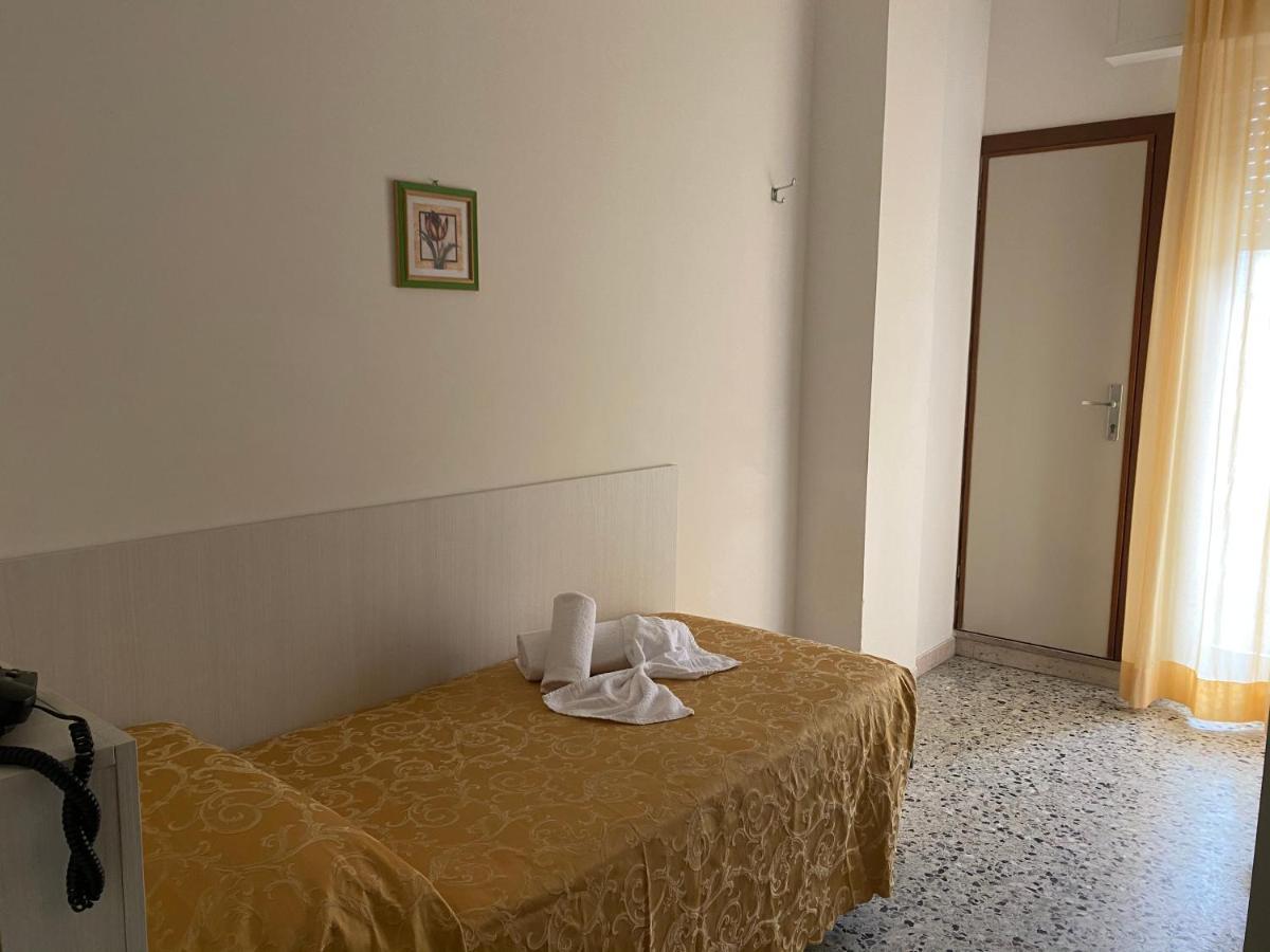 Hotel Modenese