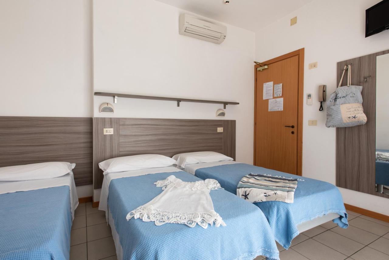 Hotel Consul - Family 3*