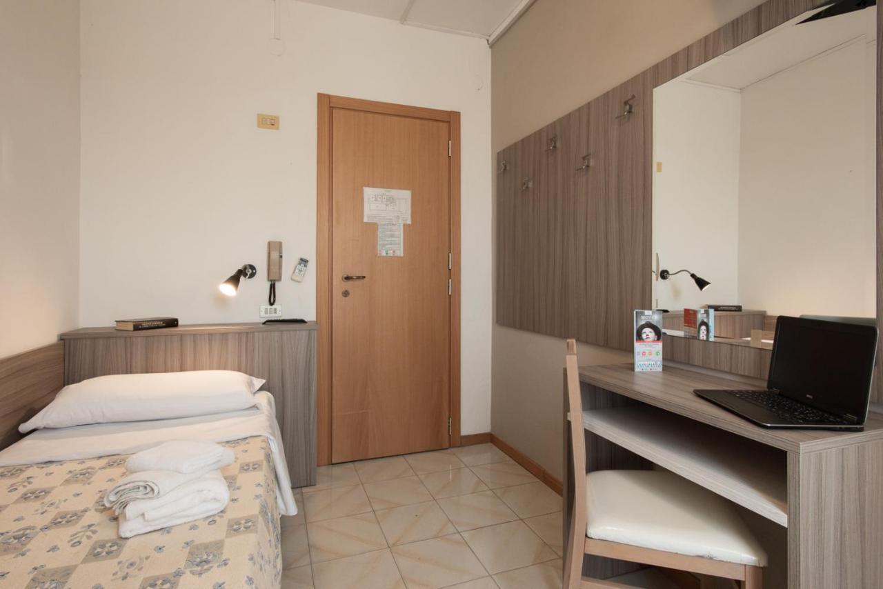 Consul - Family Hotel